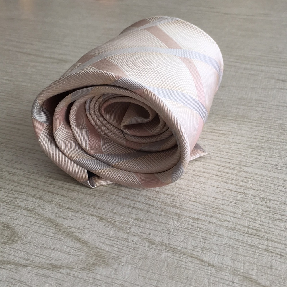 Kenneth Cole NY Men's Neck Tie New w Tags All Silk